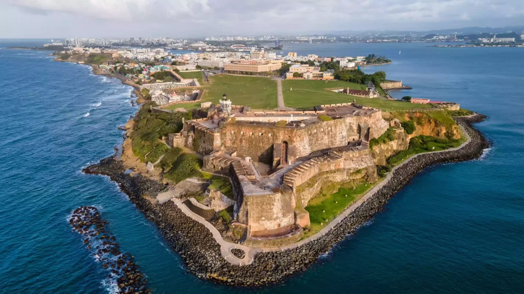 Visit Castillo San Felipe del Morro